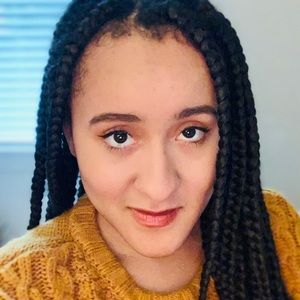 Meet your Posher, Azalea